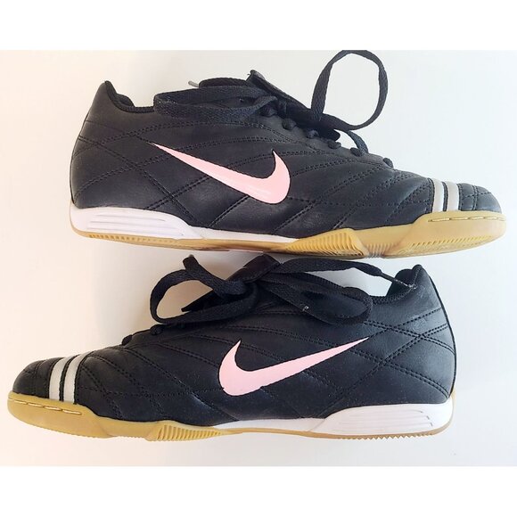 Nike Indoor Soccer Sneakers Women's US 9 Shoes Black/Pink Stripes New - Picture 4 of 6